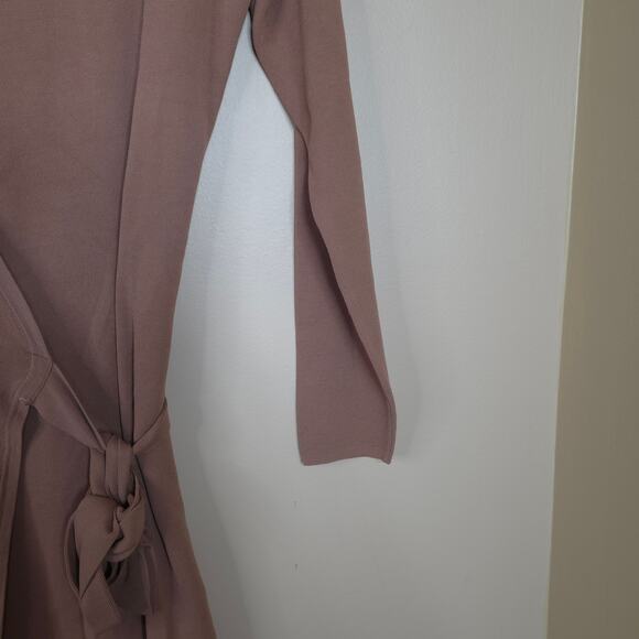 Diane Von Furstenberg Long Sleeve Ponte Wrap Dress in Tan Size S - Picture 4 of 8